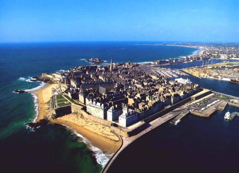 Saint-Malo, la destination idéale pour un séjour en amoureux !