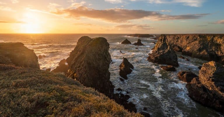 Quels trésors cachés offre la Bretagne vue du ciel ?