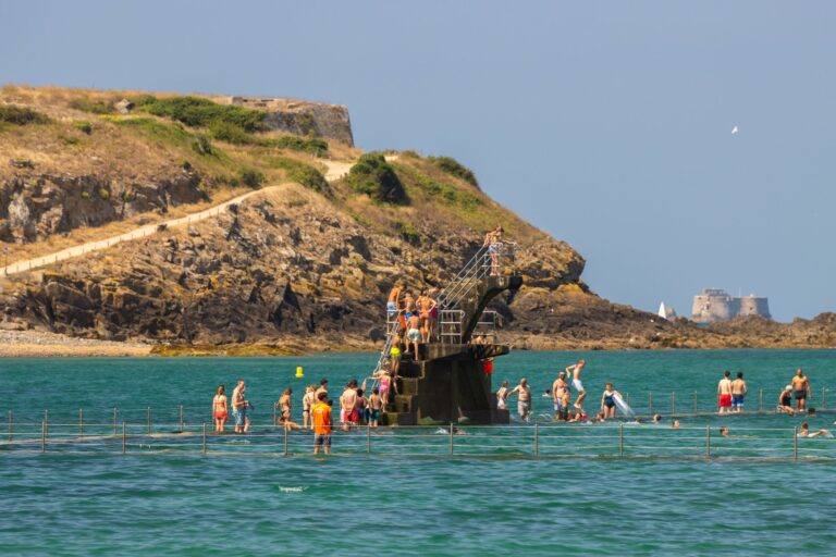 Quelles activités en Bretagne pour des vacances familiales inoubliables ?