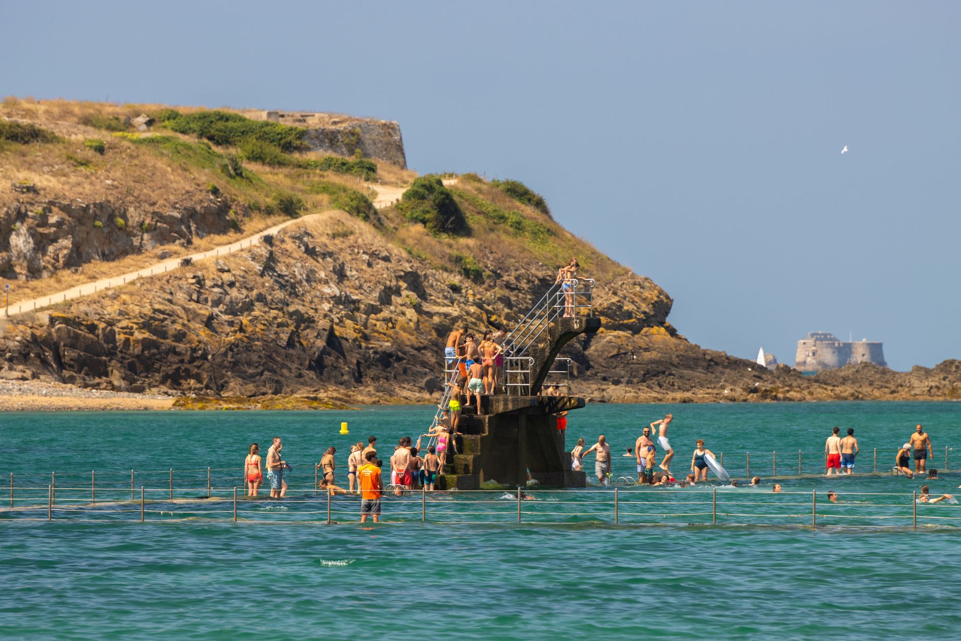 Quelles activités en Bretagne pour des vacances familiales inoubliables ?