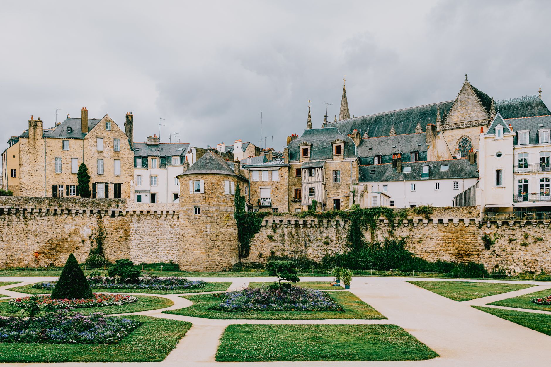 Quels secrets cache la Bretagne médiévale ?