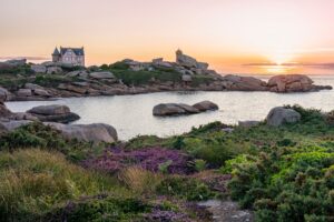 Pourquoi la Bretagne est-elle la destination idéale pour une évasion pleine de plaisirs ?