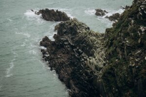 Quels sont les incontournables des carnets de voyage en Bretagne ?