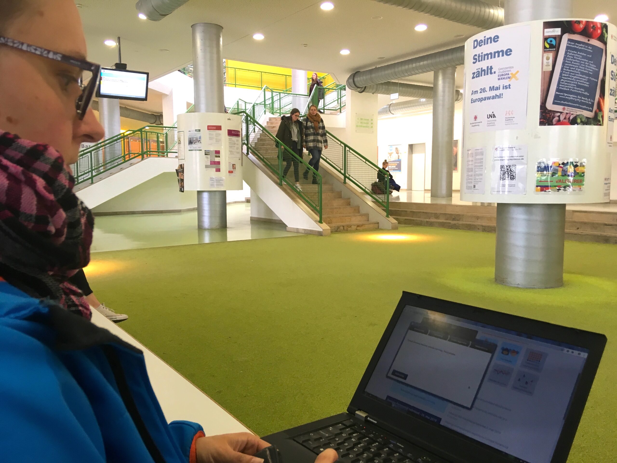 Primaire de la gauche : la plateforme e-votez ralentie par une cyberattaque, le vote se poursuit